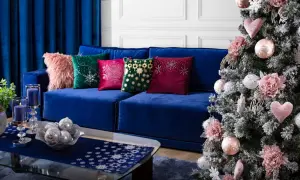 Jak ubrać salon na święta, by stworzyć magiczną atmosferę?