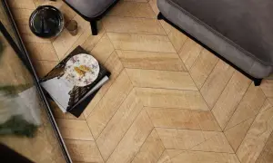 Panele podłogowe jak płytki ceramiczne: co wybrać, by nie żałować?