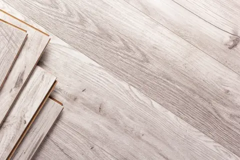 Gdzie najlepiej kupić panele podłogowe? Najlepsze miejsca i opinie klientów