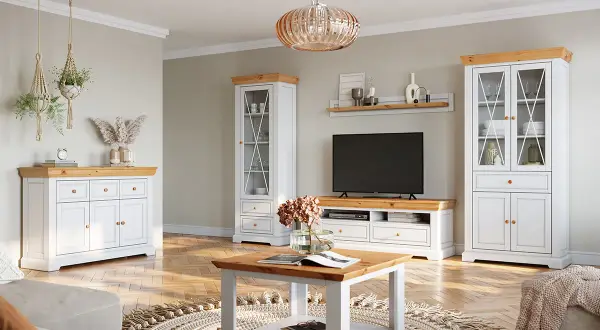 Jaki kolor ścian do boazerii? Sprawdzone inspiracje kolorystyczne do wnętrz