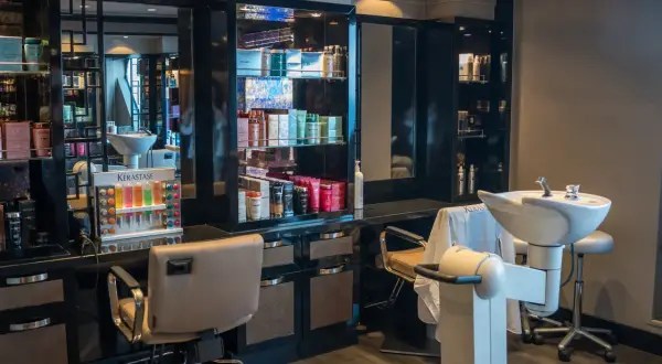 Jak rozreklamować salon fryzjerski i przyciągnąć więcej klientów
