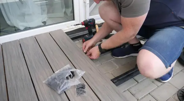 Jak położyć panele tarasowe – krok po kroku do idealnego tarasu